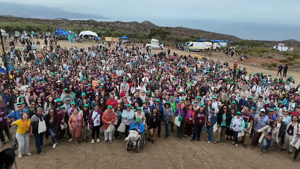 Fotografía grupal de los participantes de ENVIS 2025